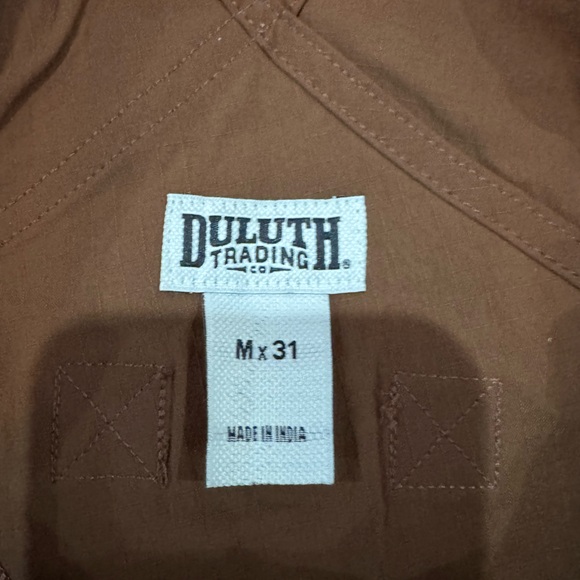 NWT Duluth Women's Heirloom Gardening Bib Overalls Bib MED Brown - Picture 2 of 8